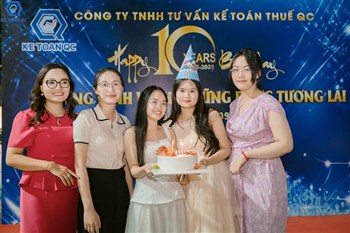 SINH NHẬT CBNV THÁNG 9 – KHI NIỀM VUI HỘI TỤ TRONG ĐÊM TIỆC 10 NĂM 